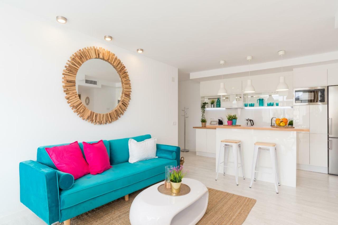 Stunning Spacious City Apartment With Free Parking Malaga Luaran gambar